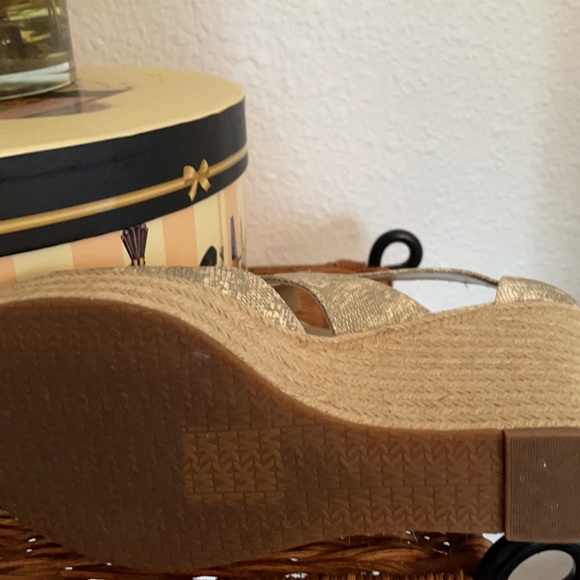 Wedge heels - Picture 3 of 4